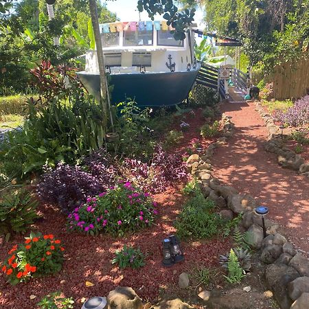 Cozy Jungle Boat Hideaway With Stunning Ocean View Villa Kealakekua Bagian luar foto