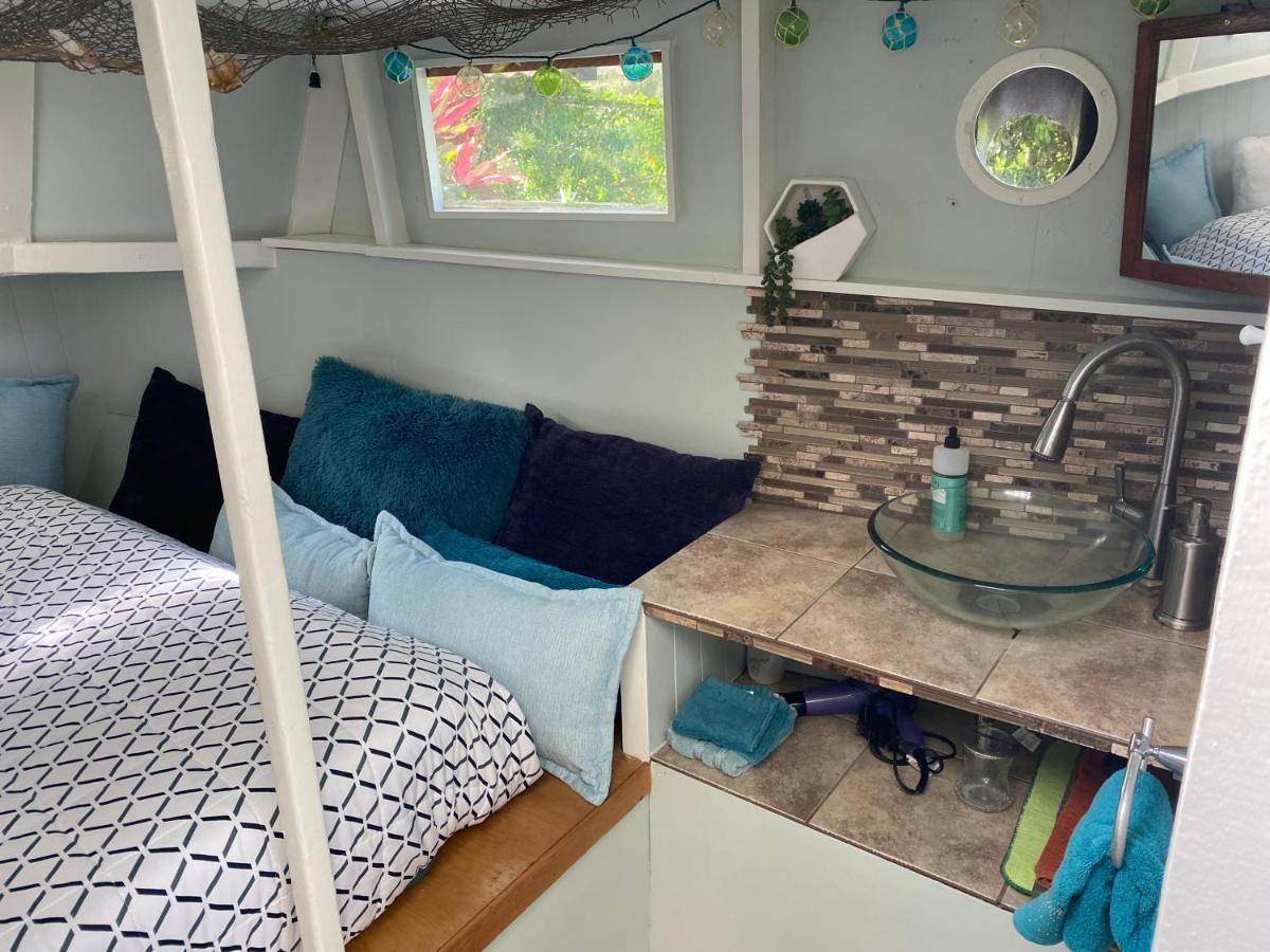 Cozy Jungle Boat Hideaway With Stunning Ocean View Villa Kealakekua Bagian luar foto