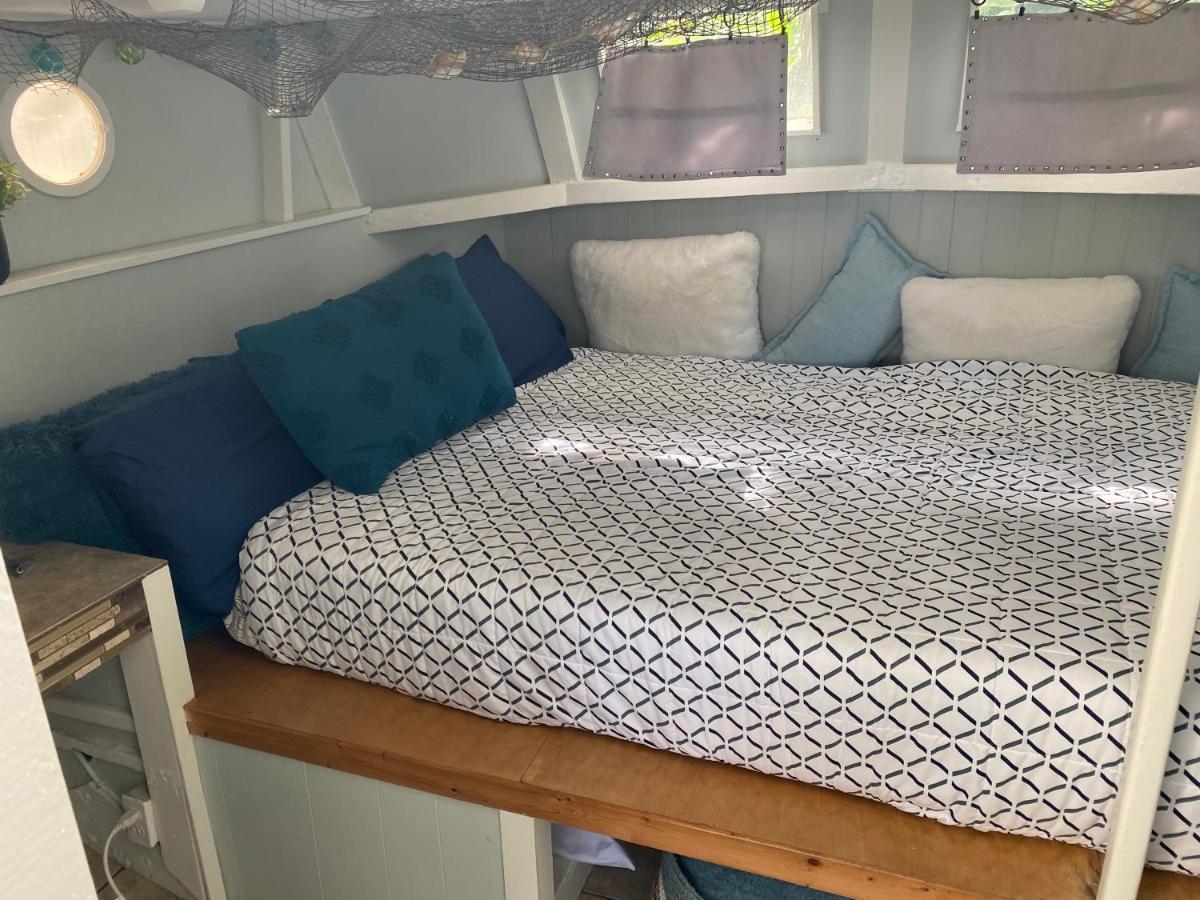 Cozy Jungle Boat Hideaway With Stunning Ocean View Villa Kealakekua Bagian luar foto